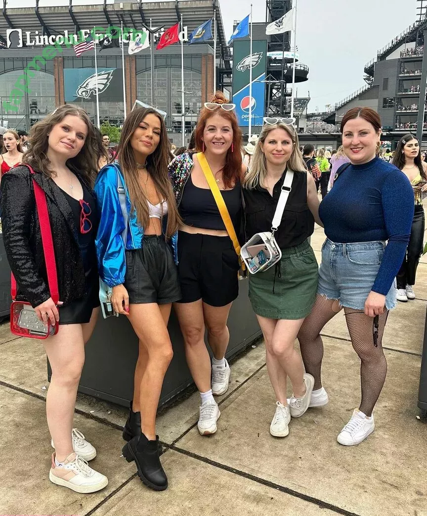 Jackie Redmond nude photo #0367 (Jackie_Redmond / jackieredmond)