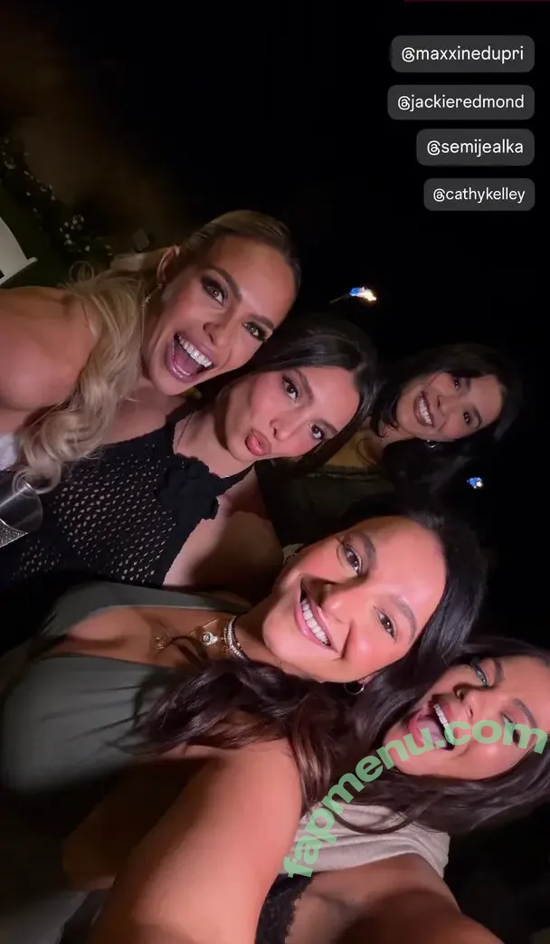 Jackie Redmond nude photo #1281 (Jackie_Redmond / jackieredmond)