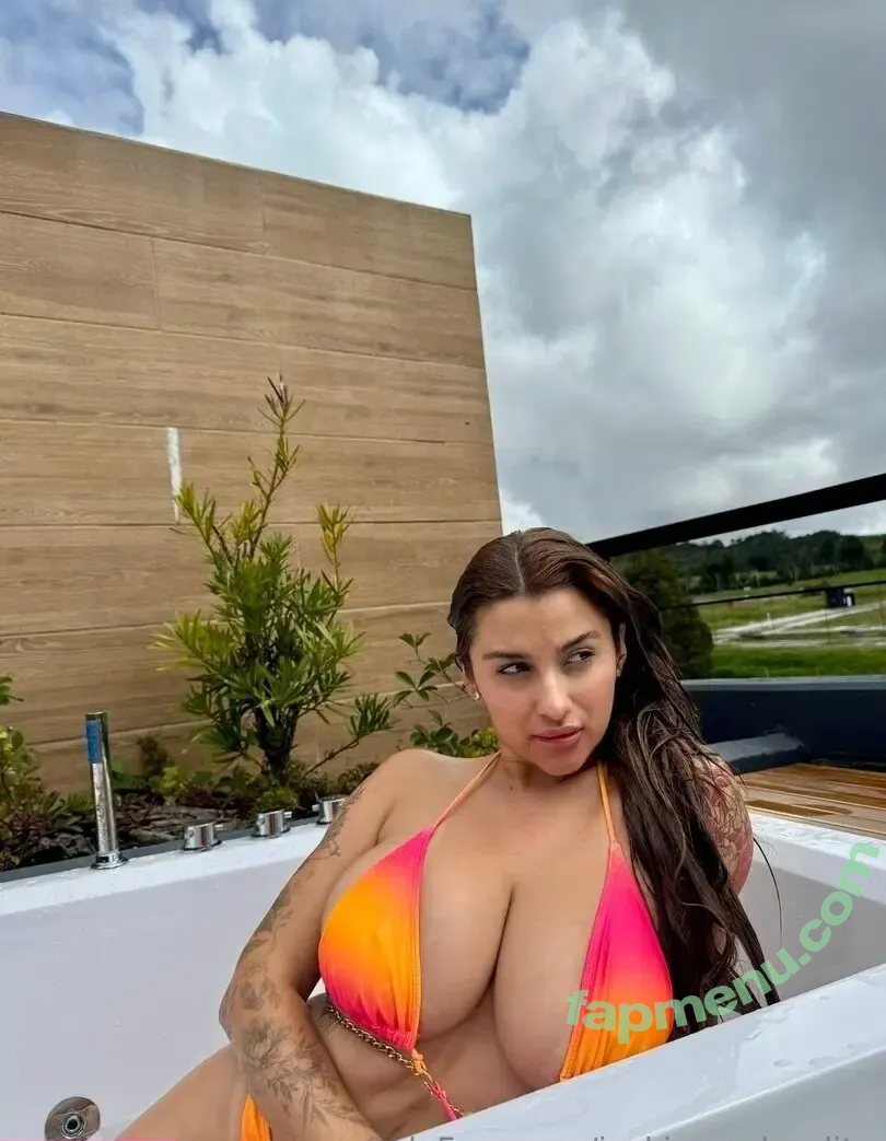 Jackiebabigirl nude photo #0056 (jackie_looves18 / jackieloveoff)