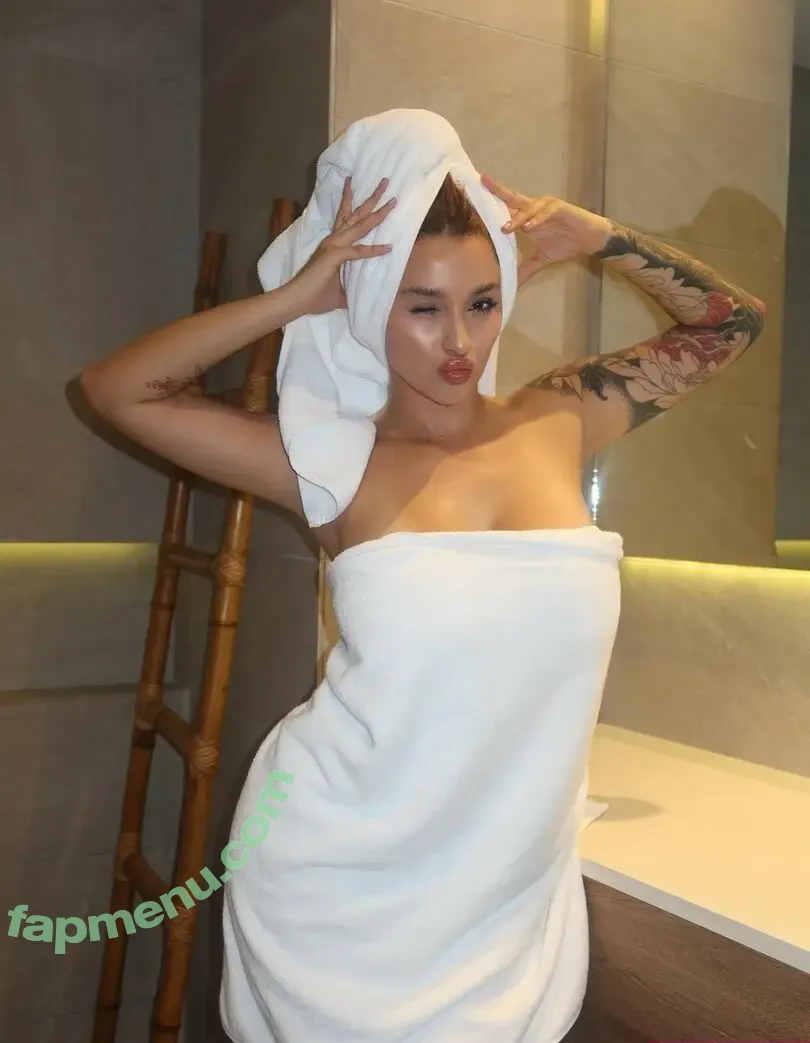 Jackiebabigirl nude photo #0407 (jackie_looves18 / jackieloveoff)