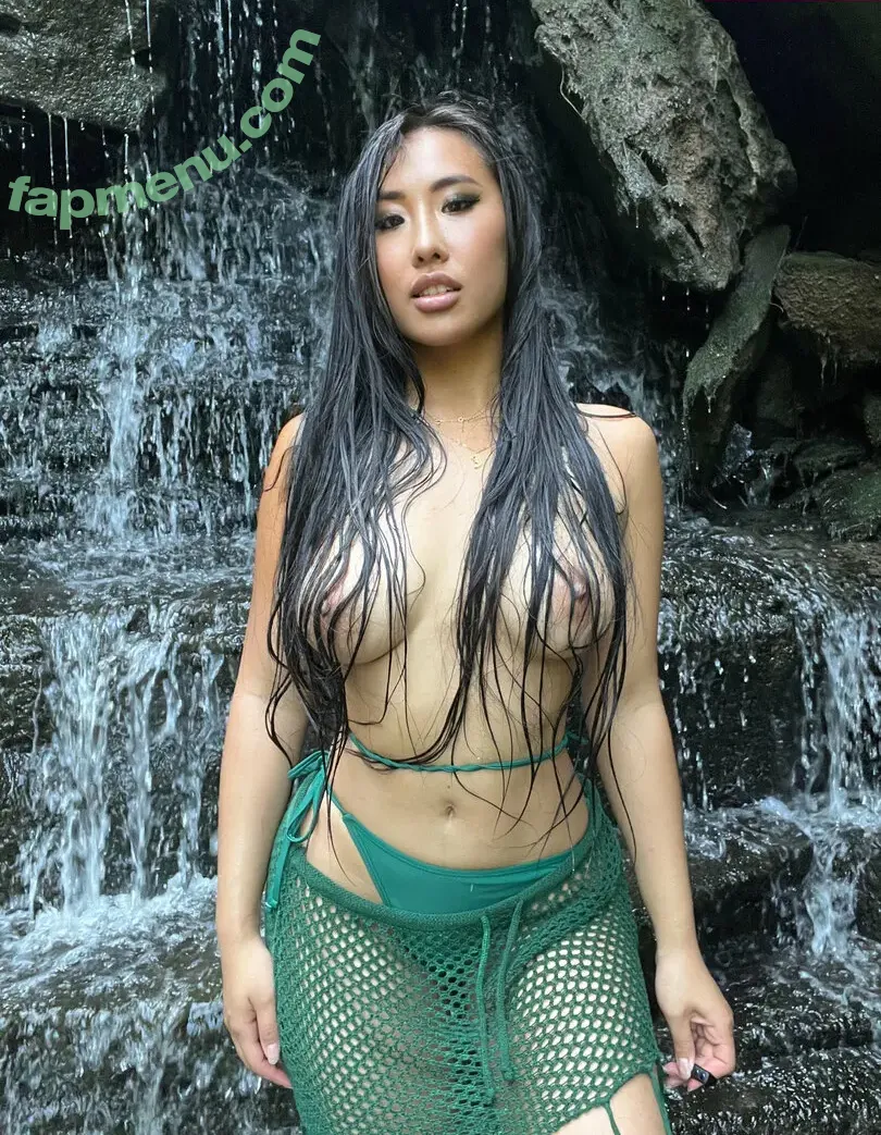 jackiekoi nude photo #0001 (jackiekoi)