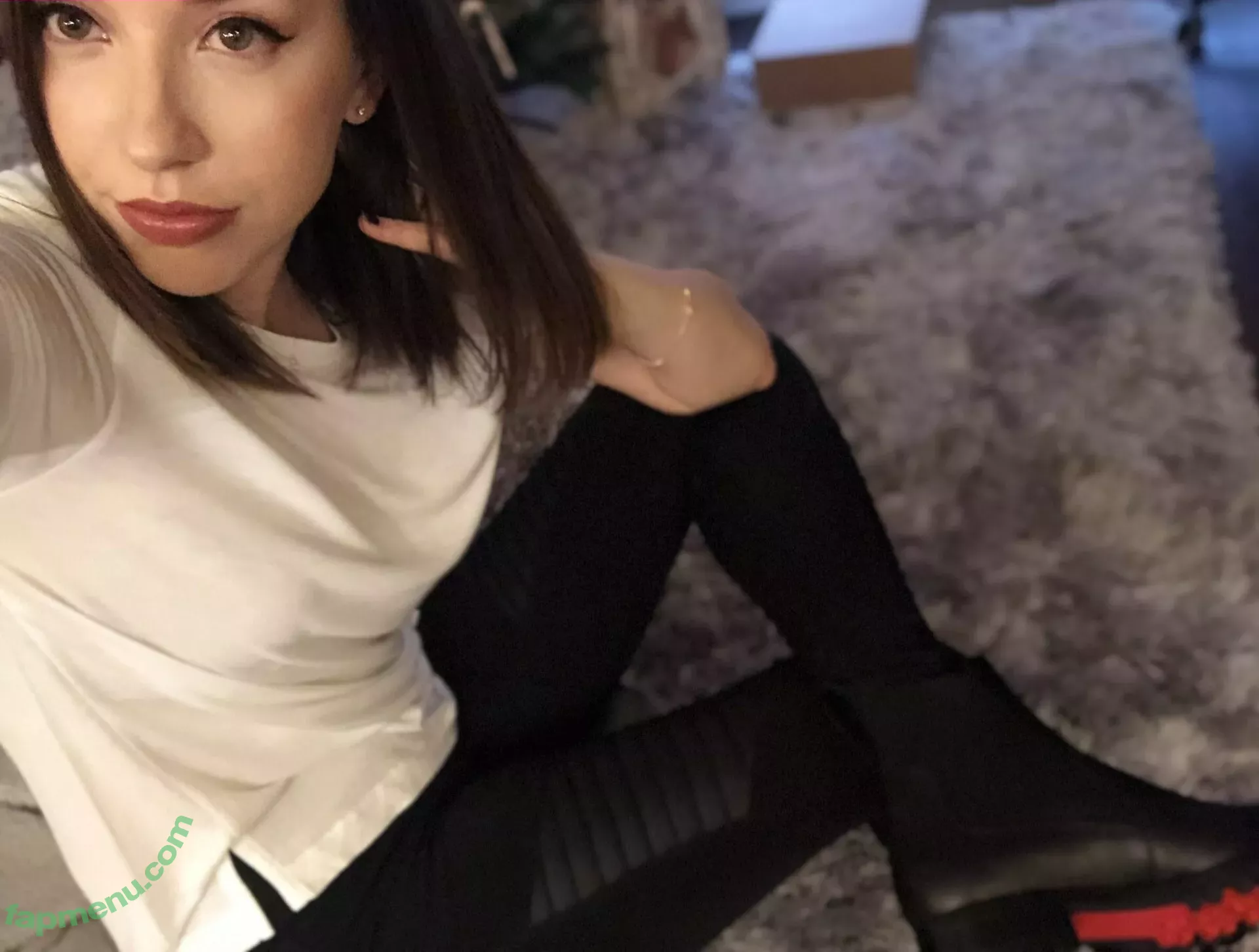 JackieMButler nude photo #0070 (JackieMButler)