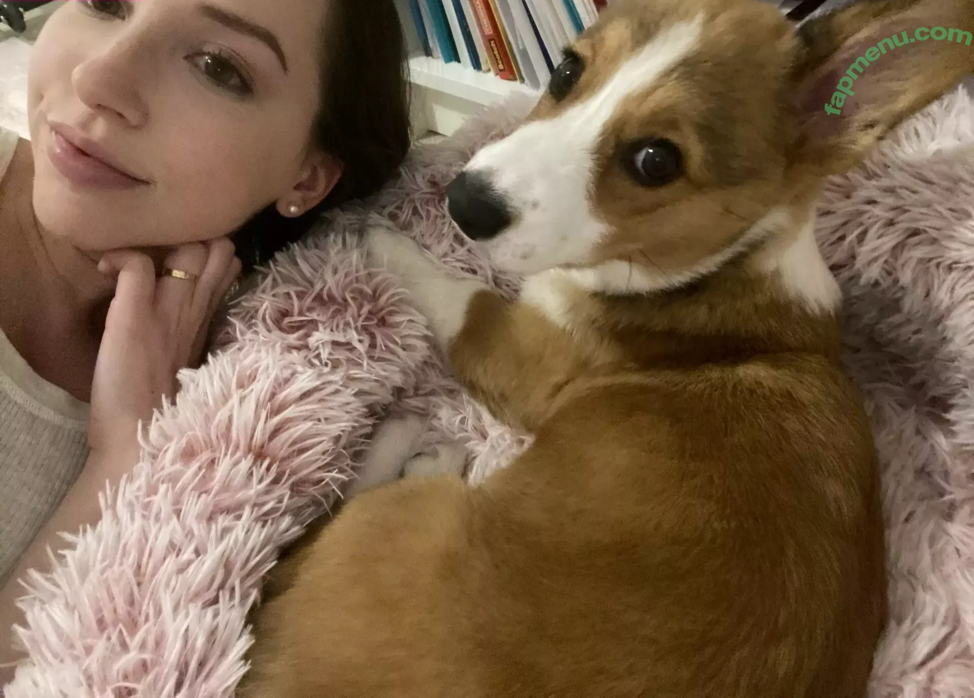 JackieMButler nude photo #0097 (JackieMButler)