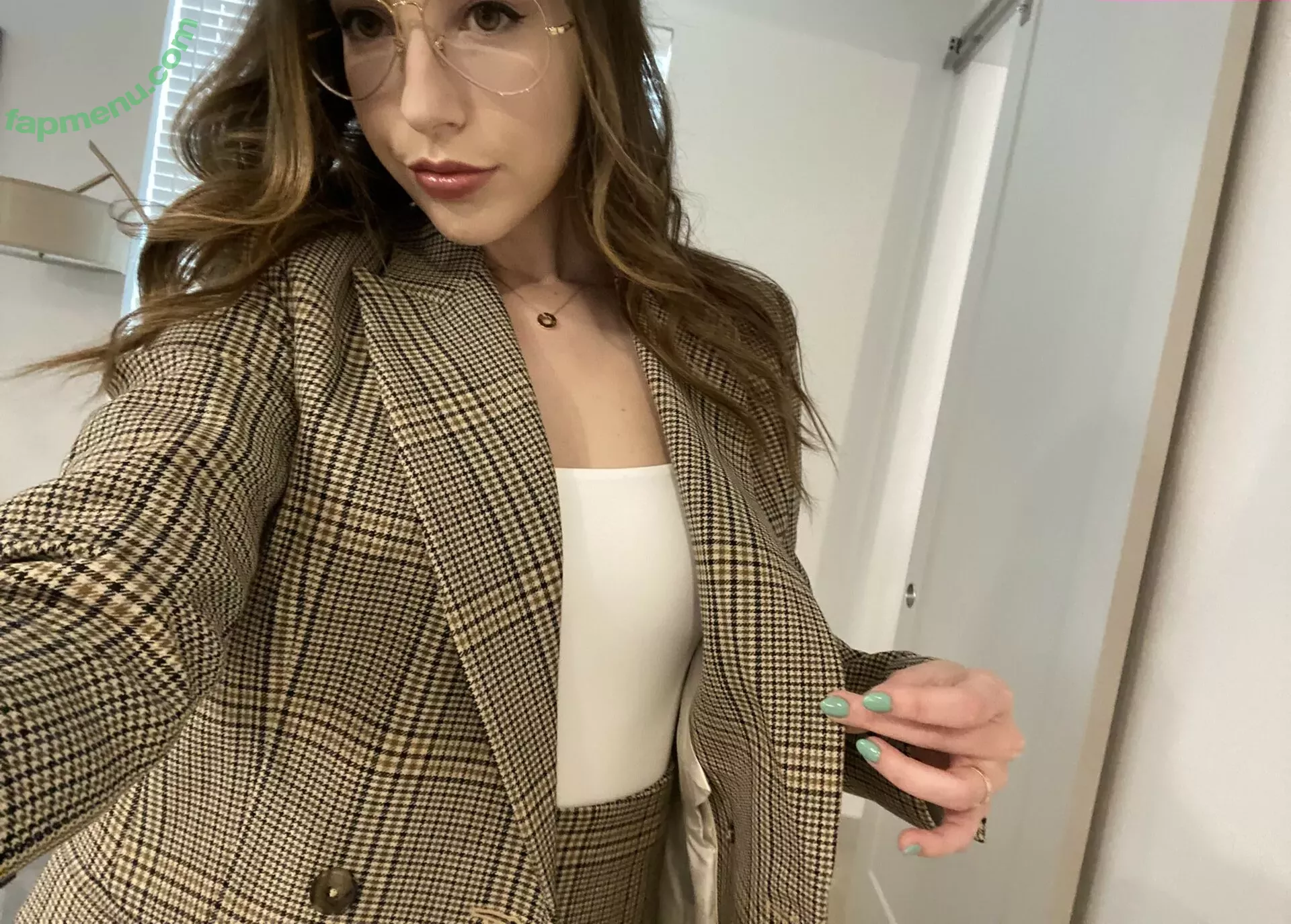 JackieMButler nude photo #0122 (JackieMButler)