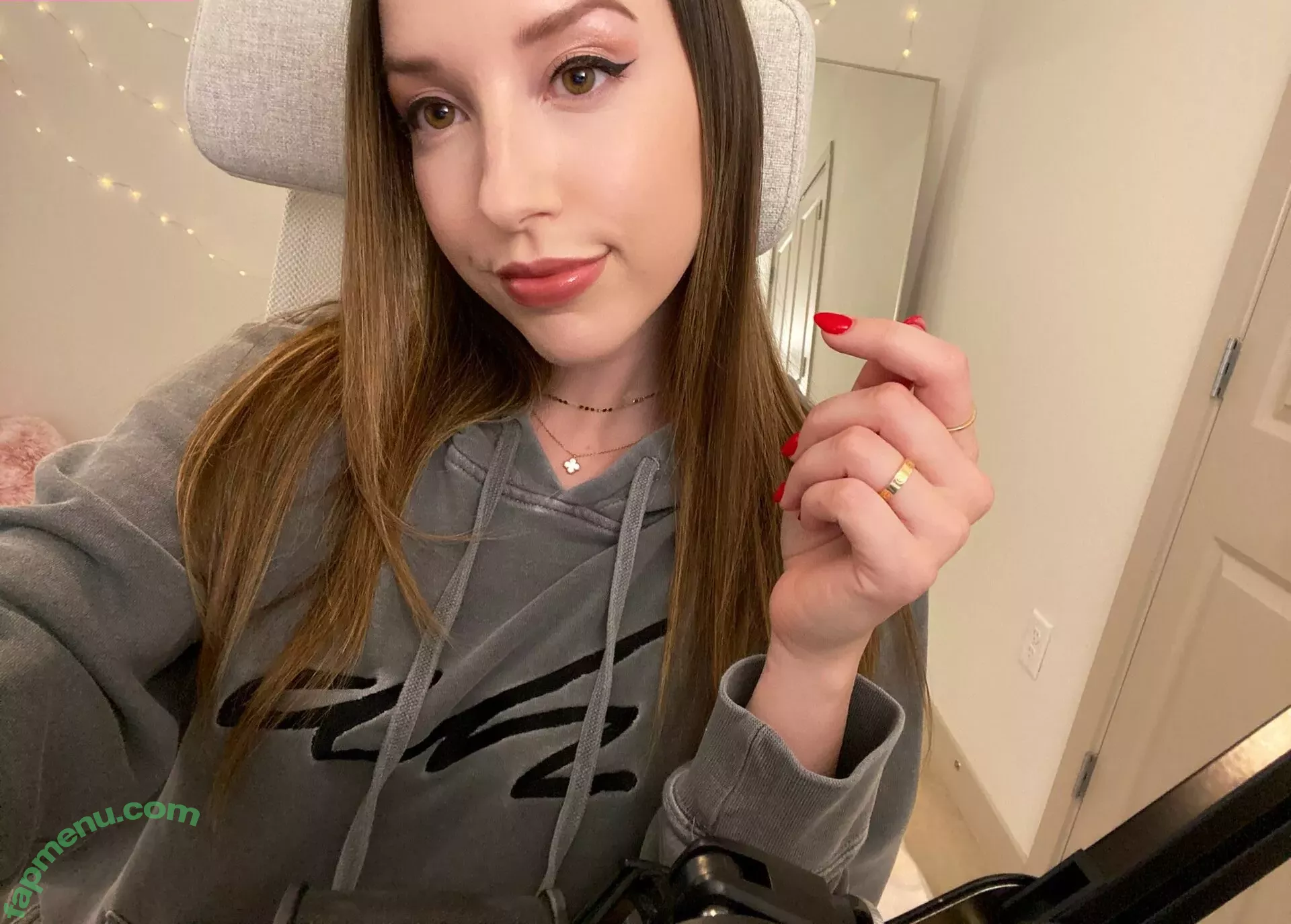 JackieMButler nude photo #0129 (JackieMButler)