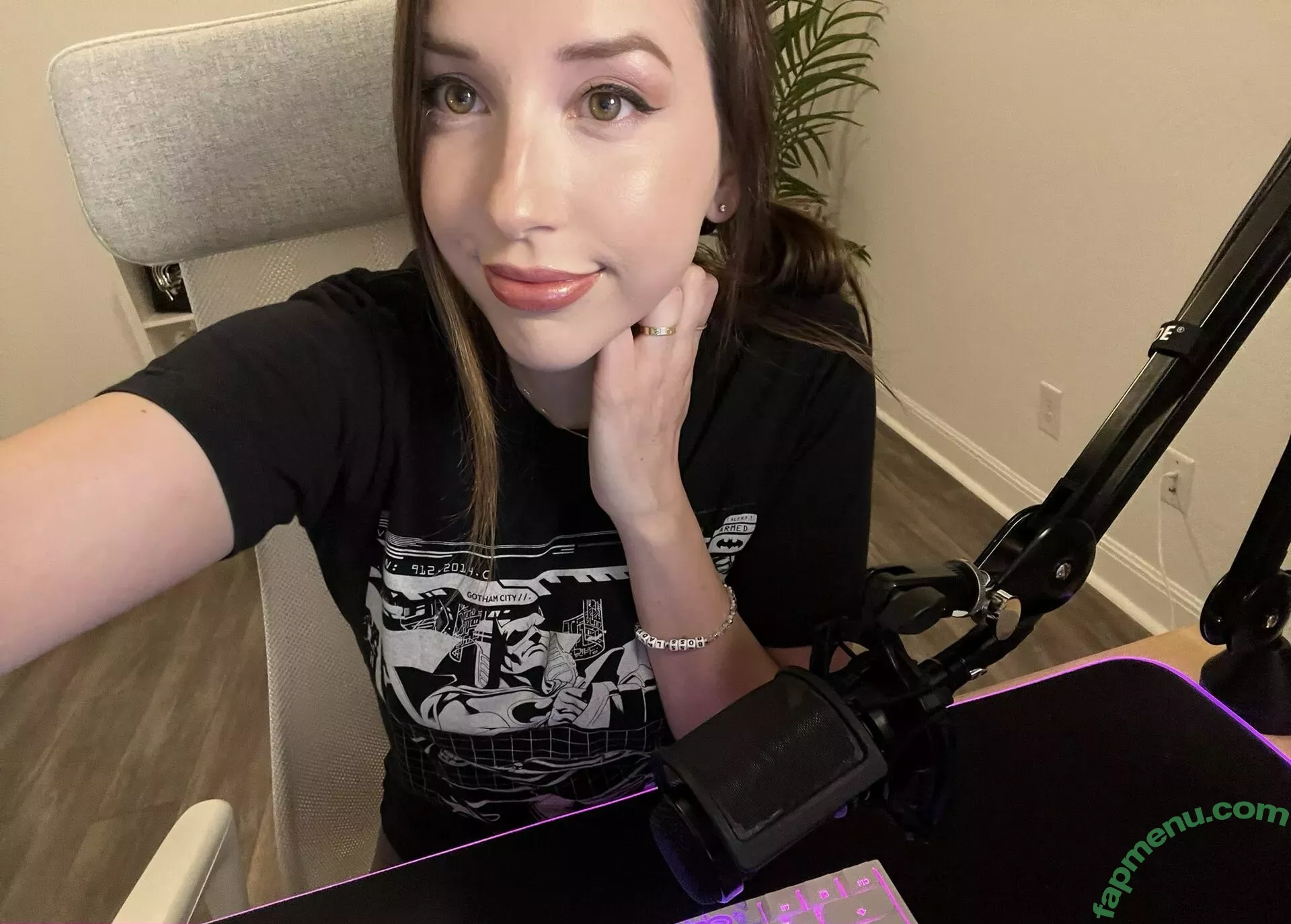 JackieMButler nude photo #0321 (JackieMButler)