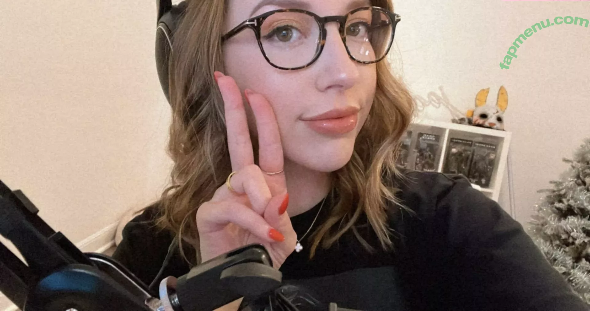 JackieMButler nude photo #0336 (JackieMButler)