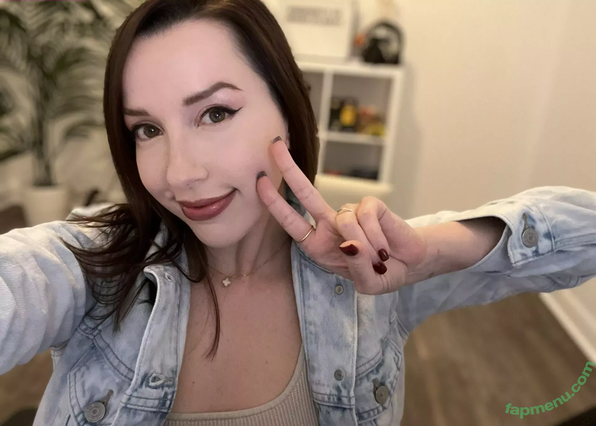 JackieMButler nude photo #0343 (JackieMButler)