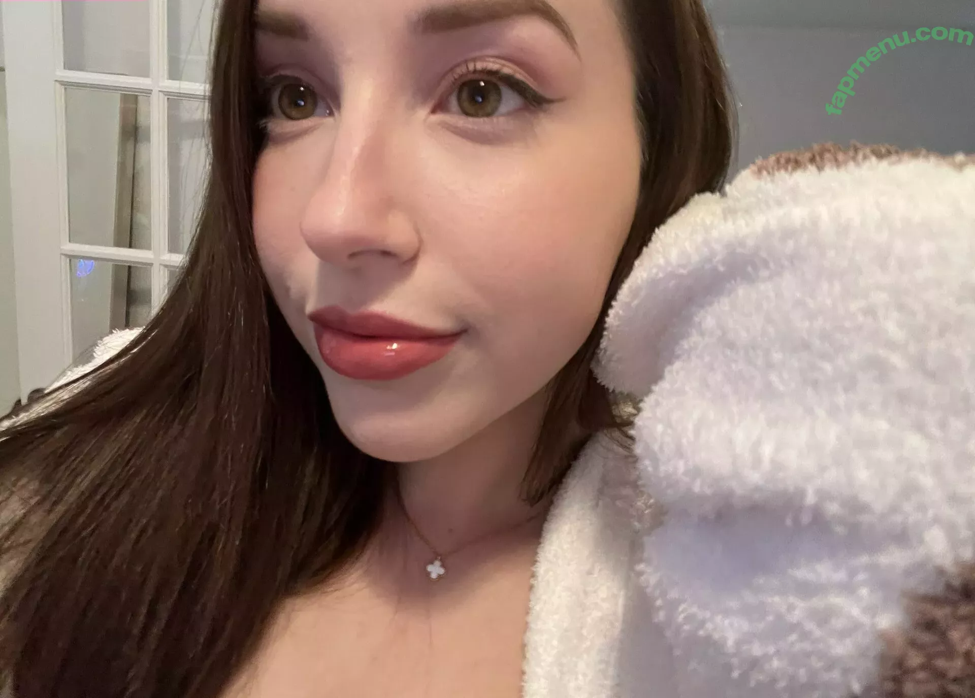 JackieMButler nude photo #0365 (JackieMButler)