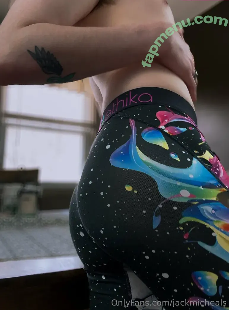jackmicheals nude photo #0007 (jaxkmixheals)