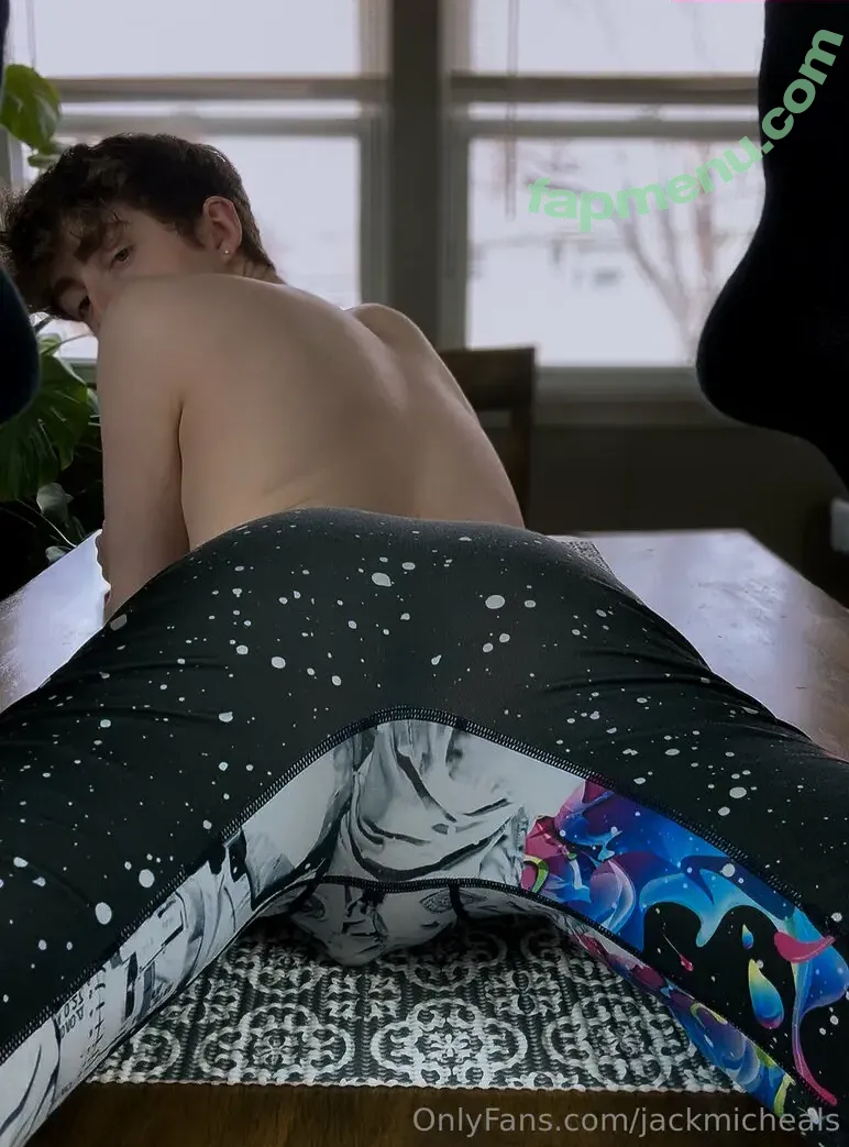 jackmicheals nude photo #0034 (jaxkmixheals)
