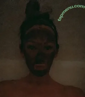  nude photo #0007