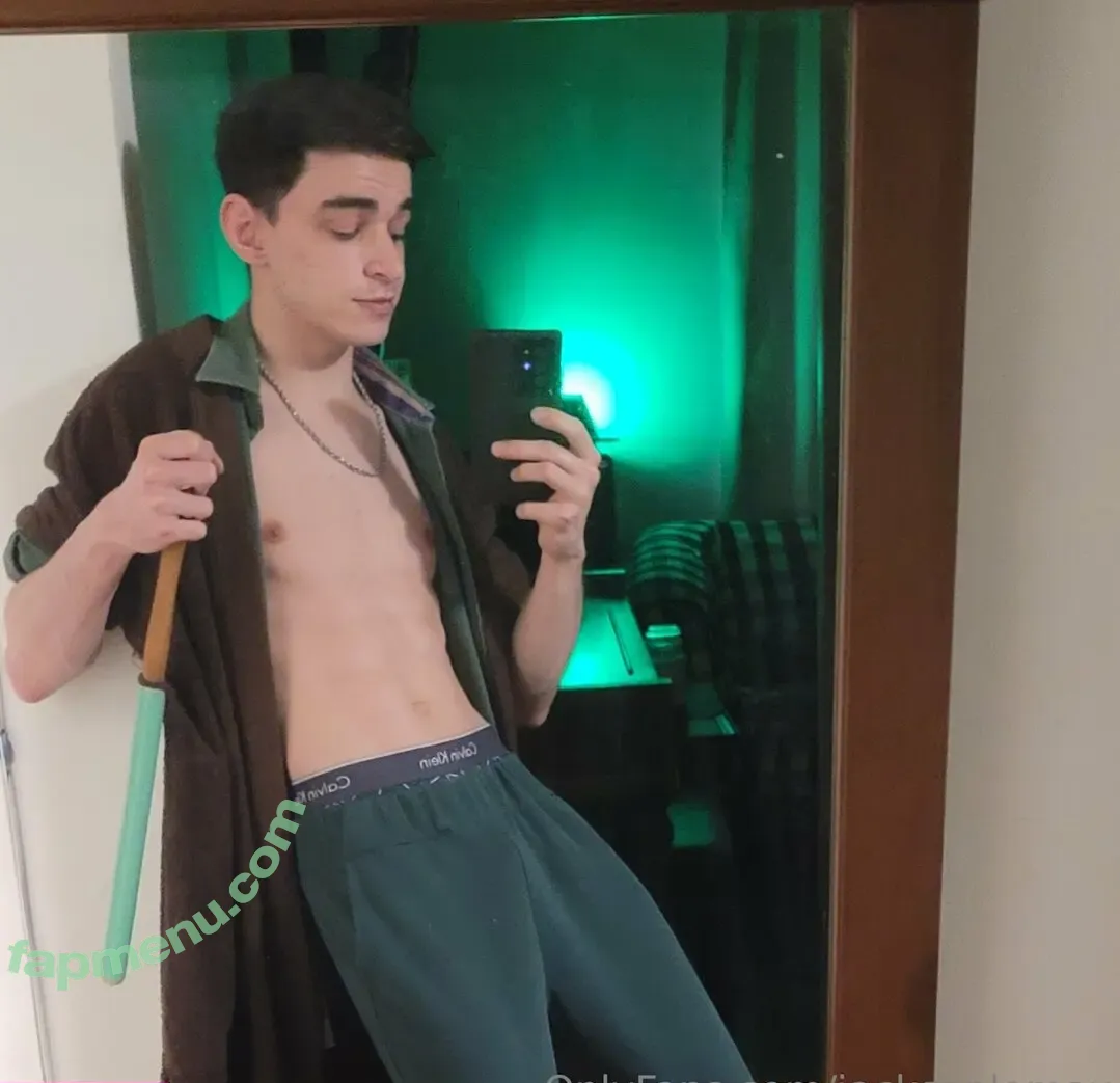 jacksonlomax nude photo #0001 (lomaxjackson)