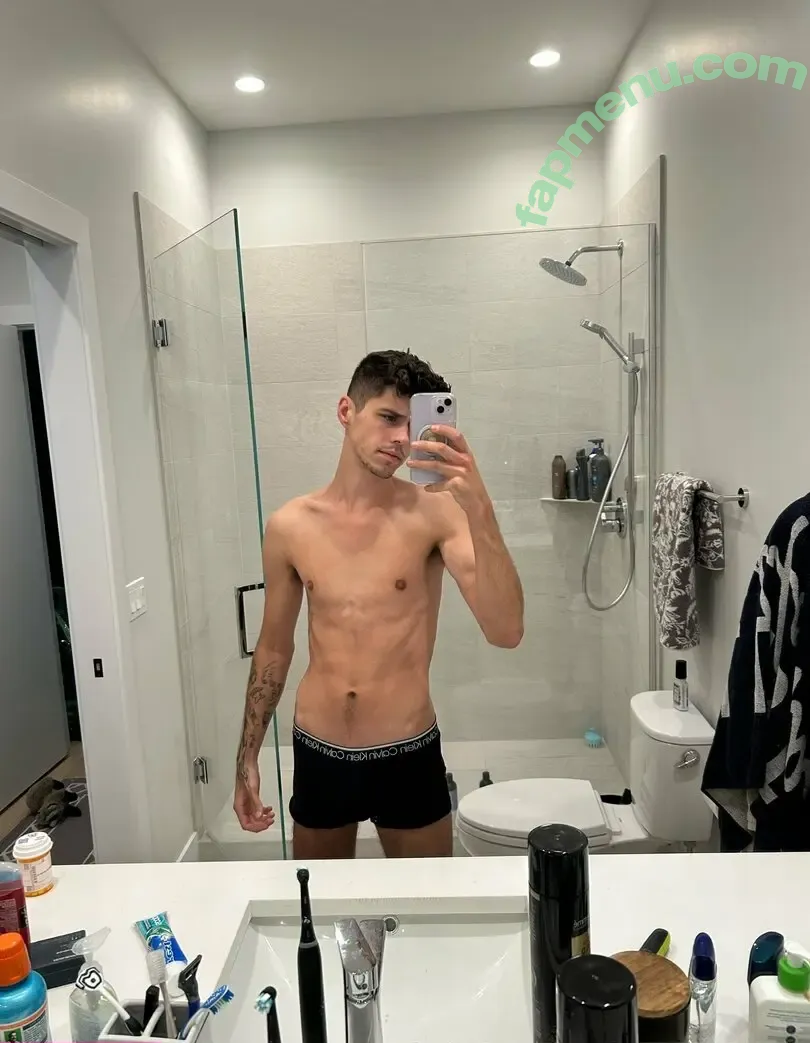 jacksonxkrec nude photo #0025 (jackson_krecioch)