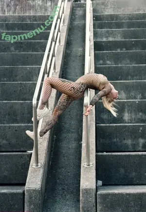  nude photo #0006
