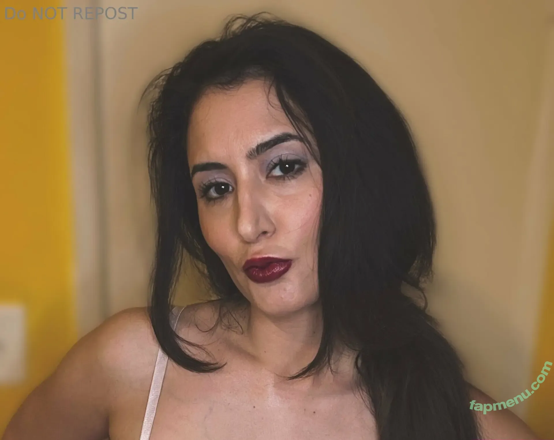 jaclynisfunny nude photo #0005 (jaclynisfunny)