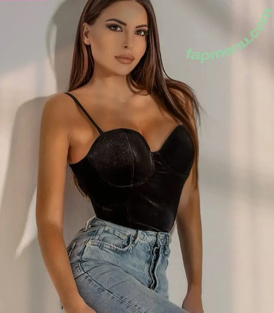 jacobelli nude photo #0009 (jacobelli)