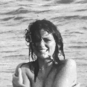 Jacqueline Bisset / jacquelinebissetofficial nude photo #0012