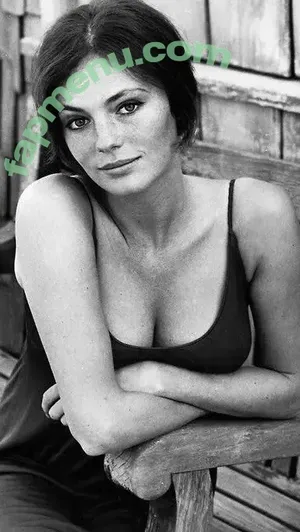 Jacqueline Bisset / jacquelinebissetofficial nude photo #0047