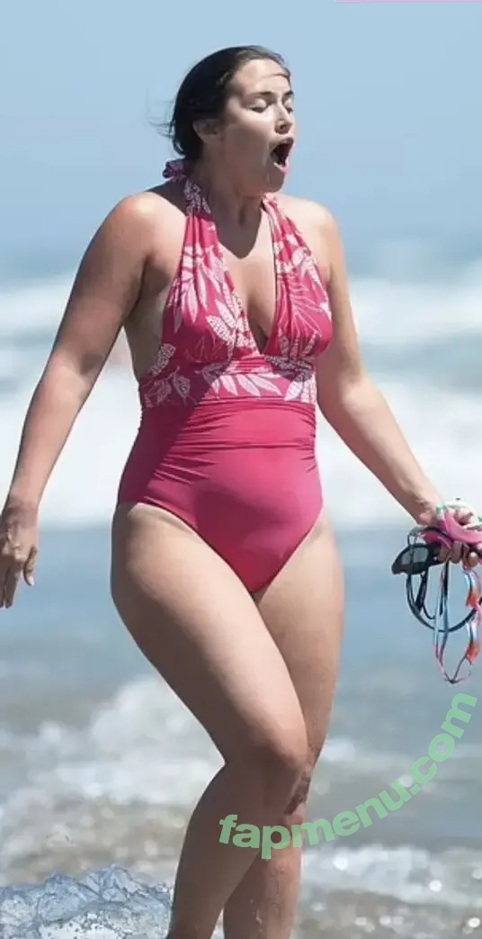 Jacqueline Jossa nude photo #0485 (EastEnders / jacjossa)
