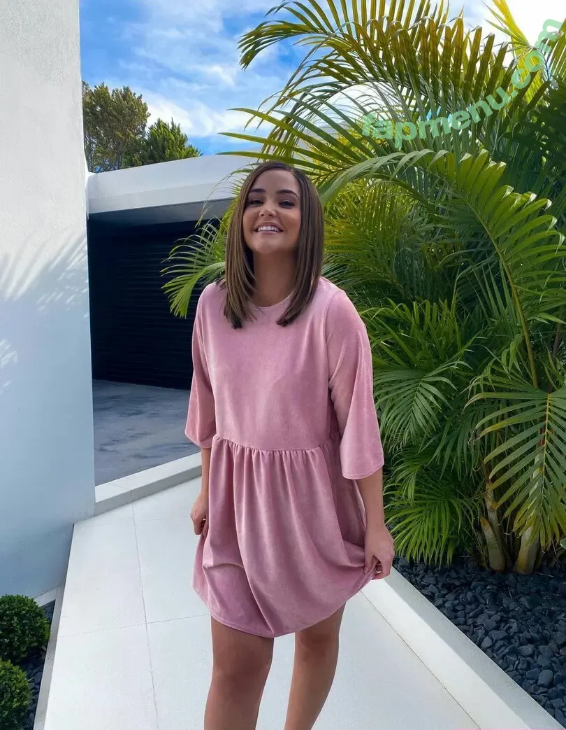 Jacqueline Jossa nude photo #0712 (EastEnders / jacjossa)