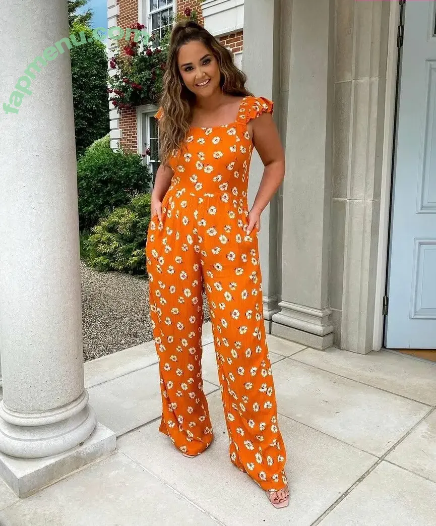 Jacqueline Jossa nude photo #0723 (EastEnders / jacjossa)