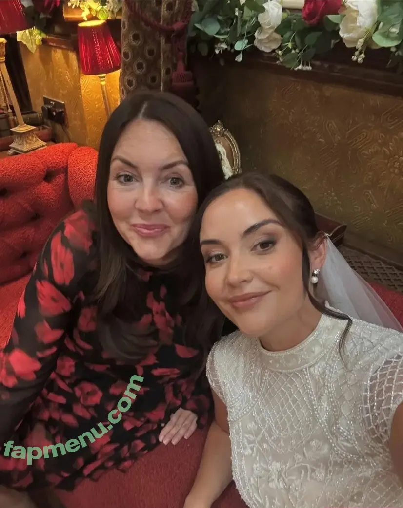 Jacqueline Jossa nude photo #0730 (EastEnders / jacjossa)