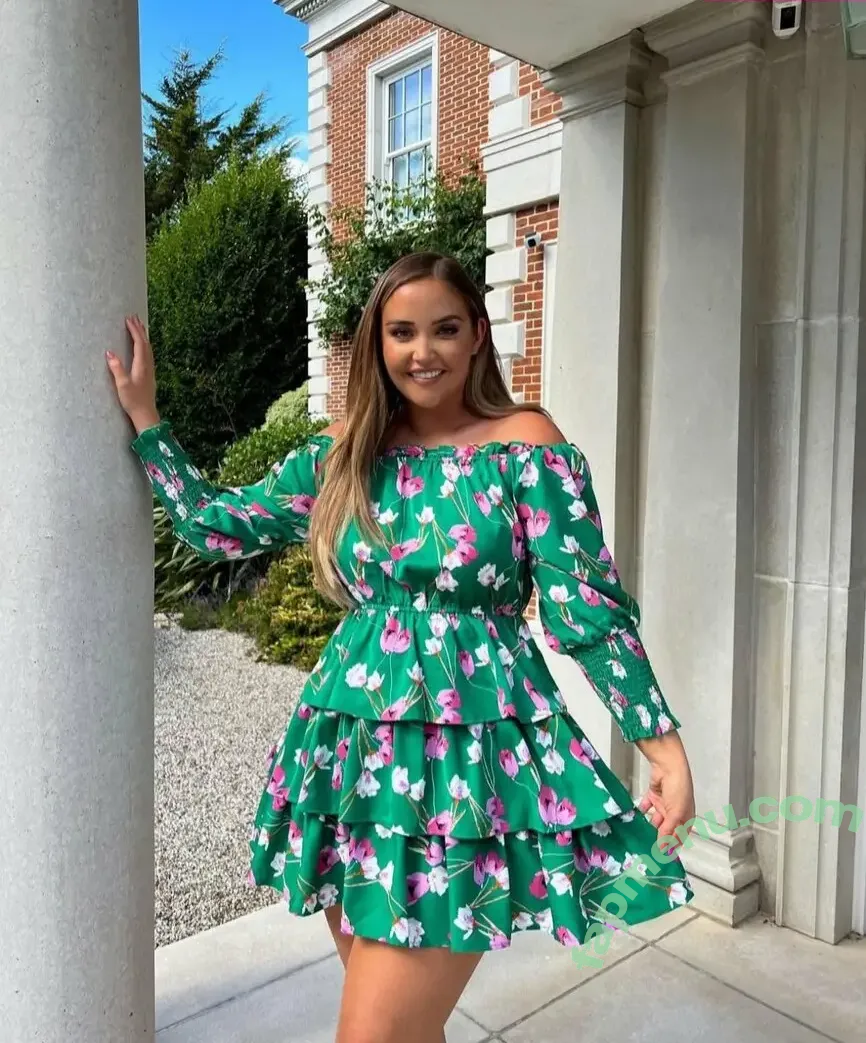 Jacqueline Jossa nude photo #0741 (EastEnders / jacjossa)