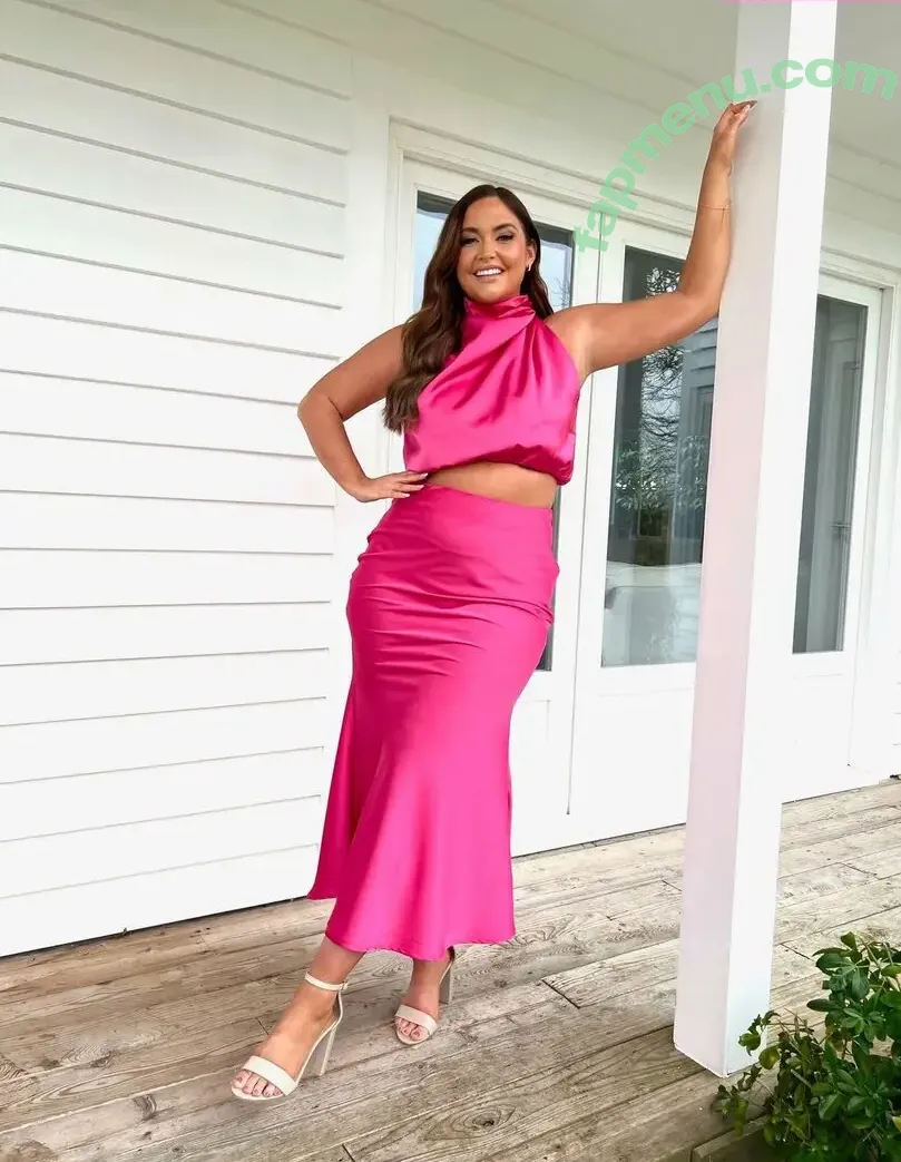 Jacqueline Jossa nude photo #0777 (EastEnders / jacjossa)