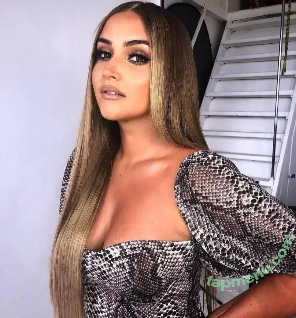 Jacqueline Jossa nude photo #0857 (EastEnders / jacjossa)