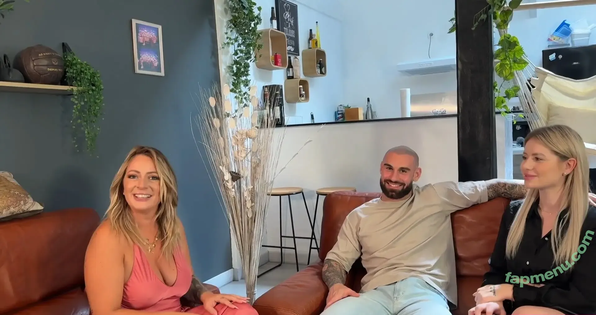 Jacquie Et Michel nude photo #0065 ( / French Sites / Indecentes Voisines / celia_mazikeen_premium / jacquieetmichelelite)