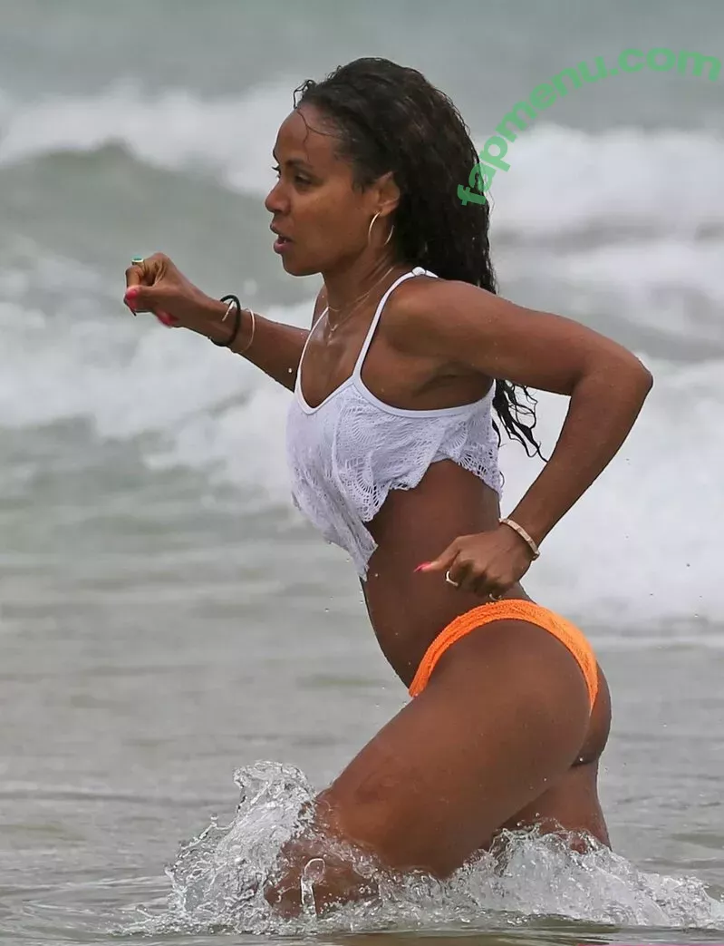 Jada Pinkett Smith nude photo #0004 (jadapinkettsmith)