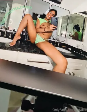 jadakai / officialjadakai nude photo #0130