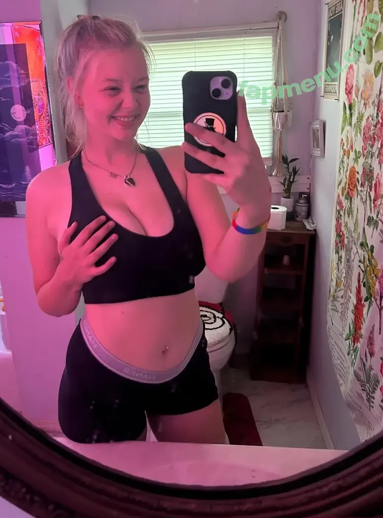 jadasutton nude photo #0004 (jada.suttonn)