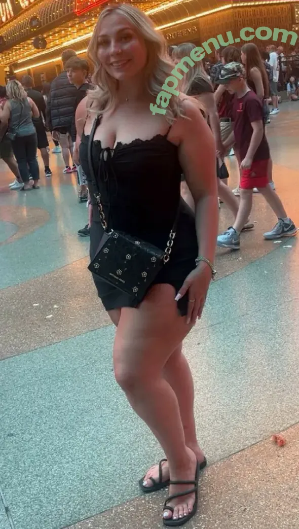 Jade_Baldonado nude photo #0001 (Jadealexa245 / jades.custom.corner)