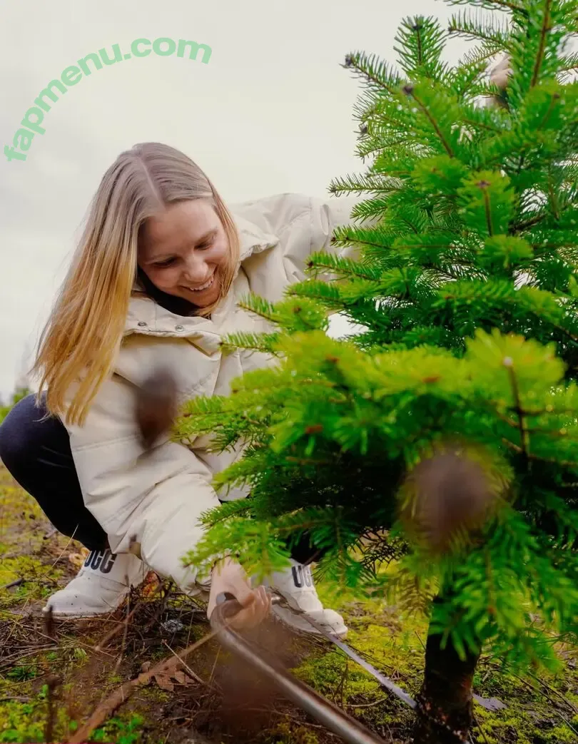 Jade Carey nude photo #0039 (jadeacarey / jadecarey)