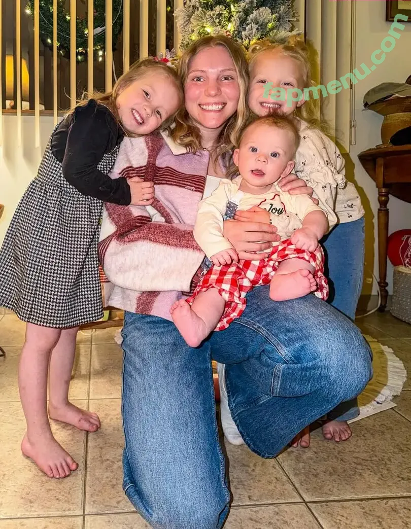 Jade Carey nude photo #0042 (jadeacarey / jadecarey)