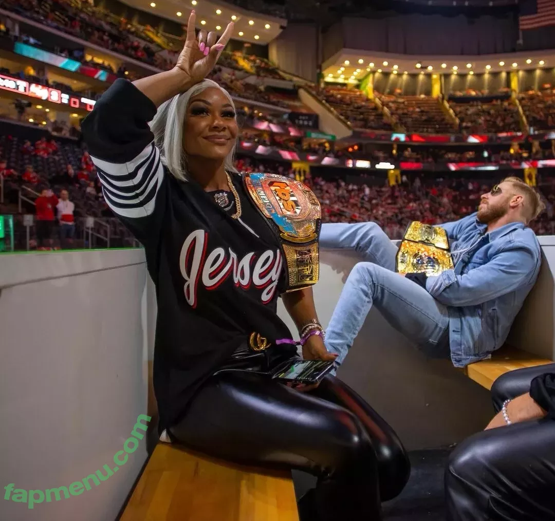 Jade Cargill nude photo #0145 (Jade_Cargill / jadecargill)