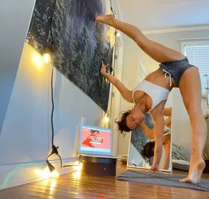 Jade Chynoweth / jadebug98 nude photo #0782