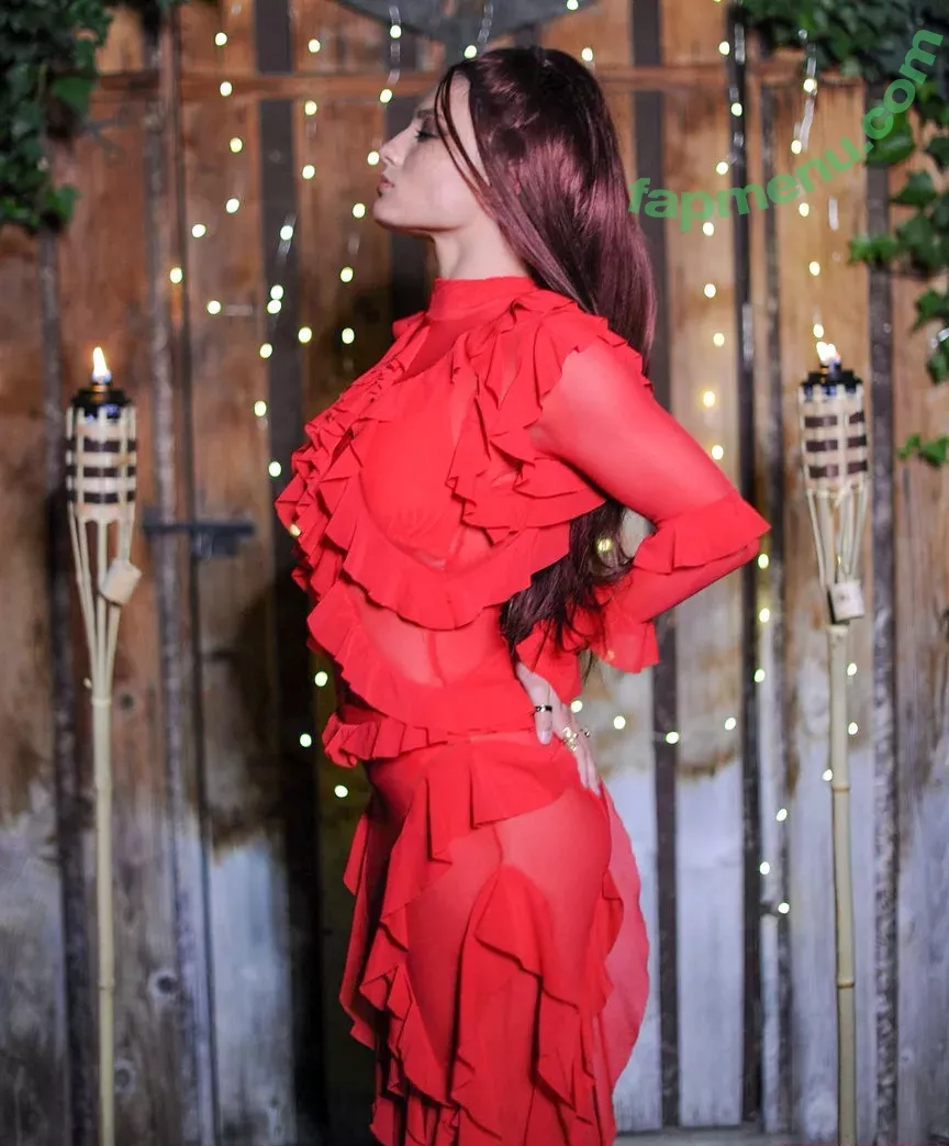 Jade Chynoweth nude photo #0047 (jadebug98)