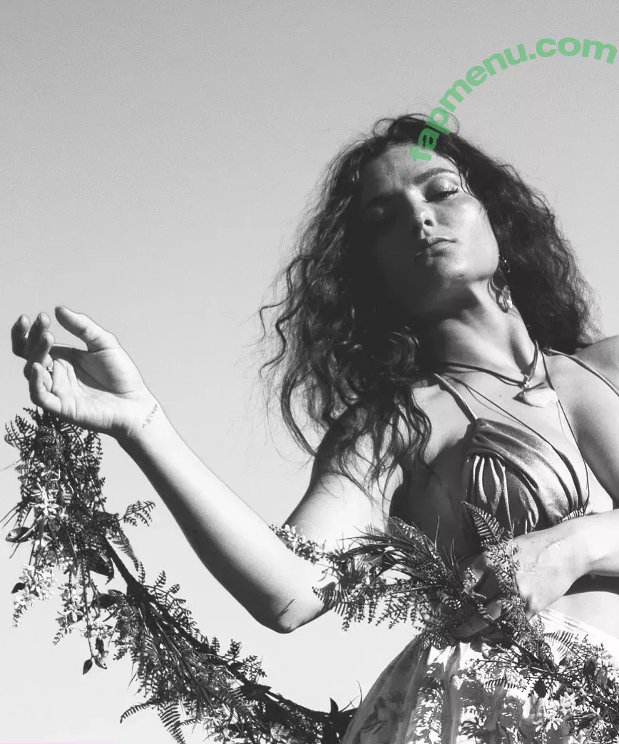 Jade Chynoweth nude photo #0076 (jadebug98)