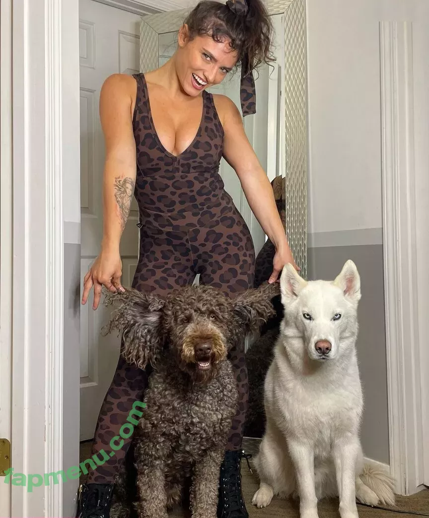 Jade Chynoweth nude photo #0496 (jadebug98)