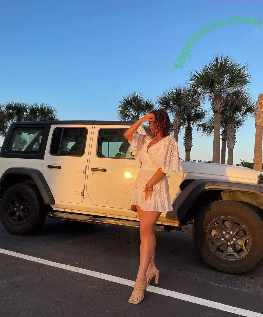 Jade Chynoweth nude photo #0544 (jadebug98)