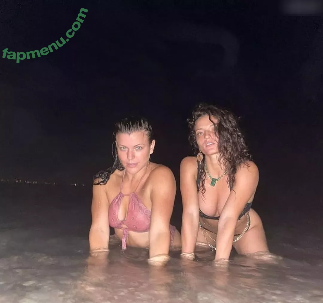 Jade Chynoweth nude photo #0556 (jadebug98)