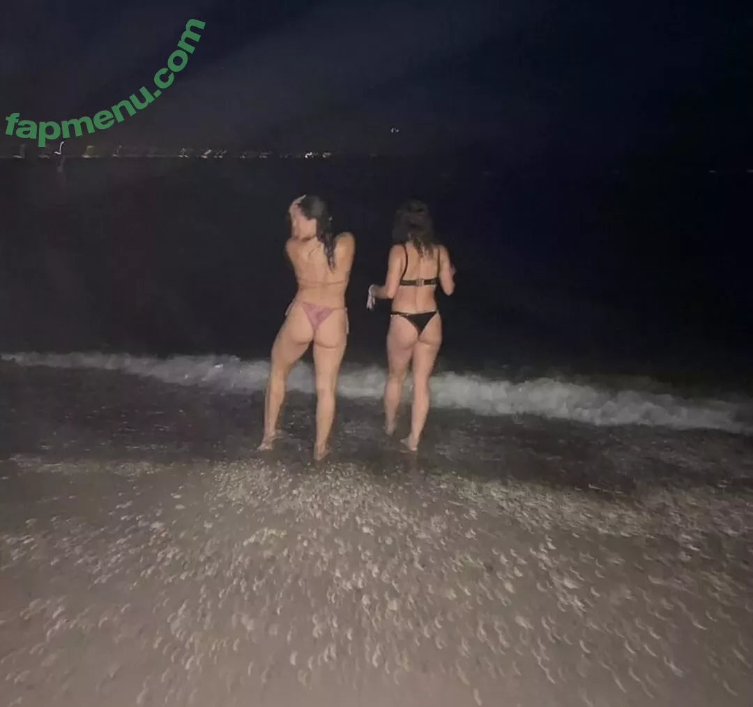 Jade Chynoweth nude photo #0557 (jadebug98)