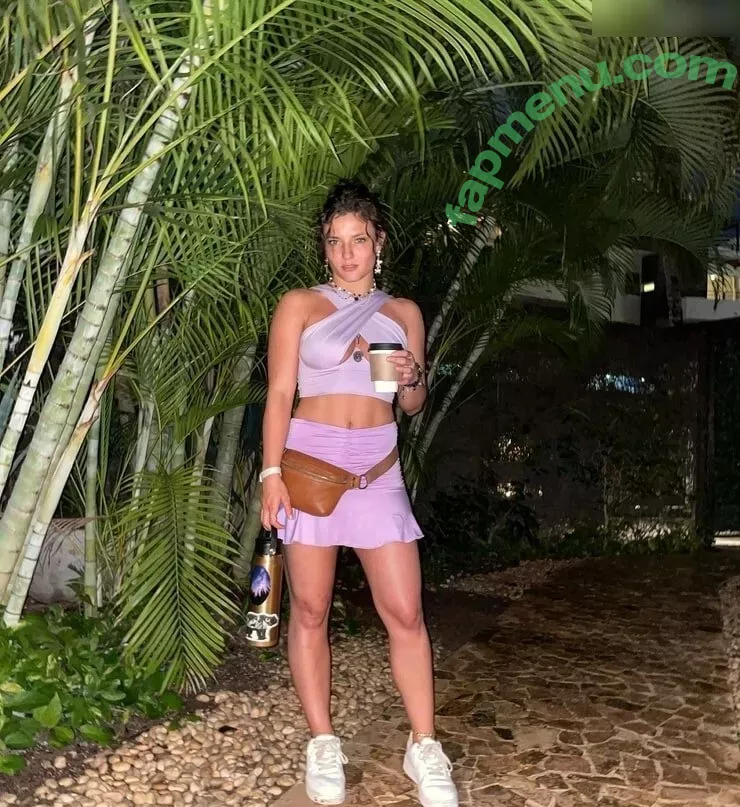 Jade Chynoweth nude photo #0581 (jadebug98)