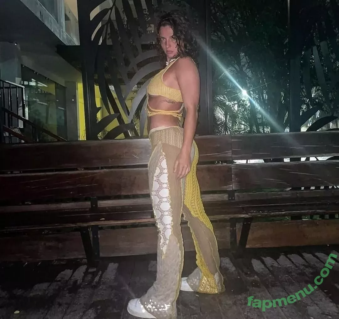 Jade Chynoweth nude photo #0583 (jadebug98)