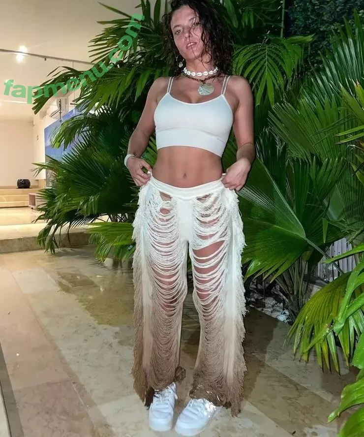 Jade Chynoweth nude photo #0584 (jadebug98)