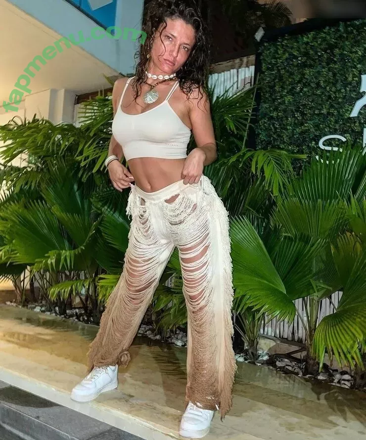 Jade Chynoweth nude photo #0585 (jadebug98)