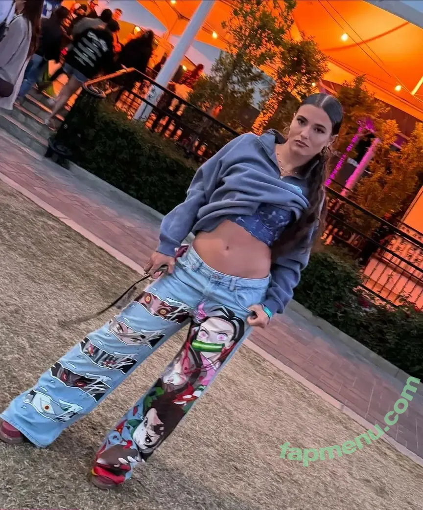 Jade Chynoweth nude photo #0729 (jadebug98)